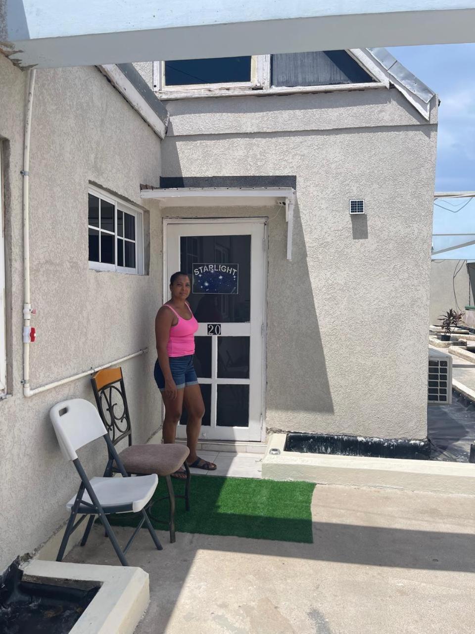 Oceanfront Condo W/ Free Parking + High Speed Wifi ネグリル エクステリア 写真